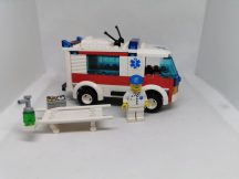 Lego City - Mentőautó 7890