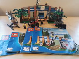 Lego City - Erdei Rendőrkapitányság 4440 (katalógussal)