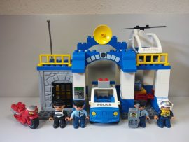 Lego Duplo - Rendőrkapitányság 5681