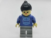 Lego Town Figura - Lány (trn015)