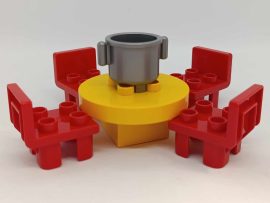 Lego Duplo asztal székkel edénnyel