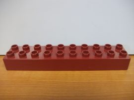 Lego Duplo 2*10 kocka (egyik pöttye hibás)