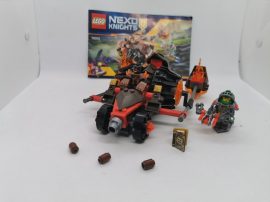 LEGO Nexo Knights - Moltor lávazúzója (70313) (katalógussal)