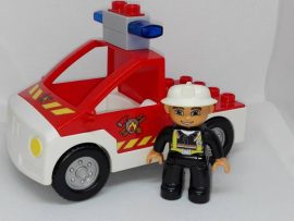 Lego Duplo Tűzoltóautó figurával 