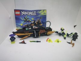 LEGO Ninjago - Romboló motor (70733) (katalógussal)
