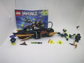 LEGO Ninjago - Romboló motor (70733) (katalógussal)