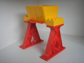 Lego Duplo siló + tartó oszlopok