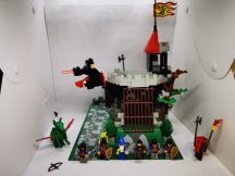   Lego System - Vár - Fire Breathing Fortress 6082 (alaplap kicsit más)