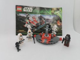 LEGO Star Wars - Republic Troopers vs Sith katonák 75001 (katalógussal)