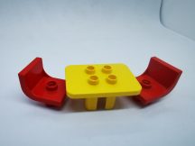 	 Lego Duplo asztal 2 db székkel