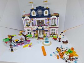 Lego Friends - Heartlake City Grand Hotel 41684 (katalógussal)