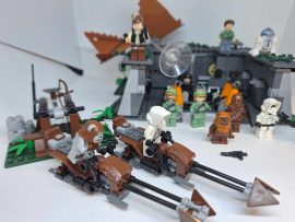 Lego Star Wars - Csata az Endoron 8038 (katalógussal)