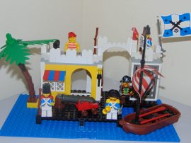 Lego Pirates - Lagoon Lock-Up 6267 