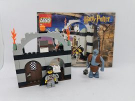 Lego Harry Potter - Troll on the Loose 4712 (katalógussal)