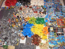 23 kg lego csomag (City, Creator, Chima, Technic, Ninjago, Star Wars stb) nagyon szép állapotú, katalógusokkal, több, mint 130 db minifigurával 23 kg lego csomag (City, Creator, Chima, Technic, Ninjago, Star Wars stb) nagyon szép állapotú, katalógusokkal, több, mint 130 db minifigurával