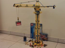 Lego City - Toronydaru 7905 (katalógussal) (67cm magas)