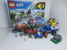 LEGO City - Üldözés a földúton (60172) (doboz+katalógus)