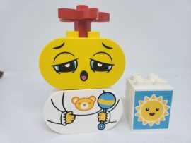 Lego Duplo Első Érzelmeim 10861-es szettből (képeskocka egyik oldala kicsit karcos)
