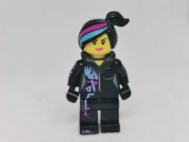 Lego Movie figura - Wyldstyle with Hood Folded Down (tlm027)