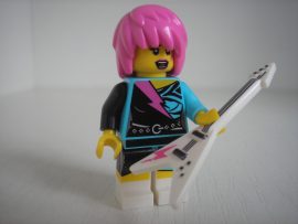 Lego minifigura - Rocker Girl 8831 (col07-15)