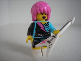 Lego minifigura - Rocker Girl 8831 (col07-15)