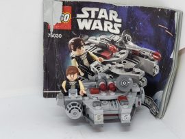 LEGO Star Wars - Millennium Falcon (75030) (katalógussal)