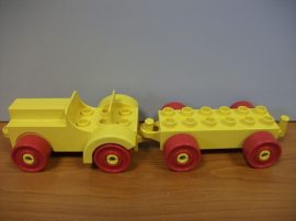 Lego Duplo Utánfutós autó (sárga)