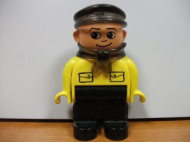 Lego Duplo ember- fiú intelligens vonathoz
