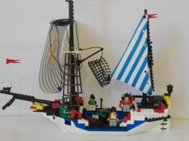 Lego Pirates - Armada Zászlóshajó 6280 RITKA 