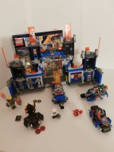 Lego Nexo Knights - A Fortrex 70317 (katalógussal)