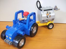 Lego Dupo 5649 készletből a traktor