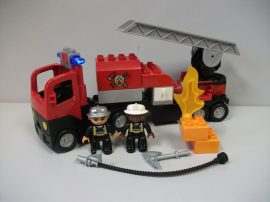 Lego Duplo -Tűzoltóautó 4977 