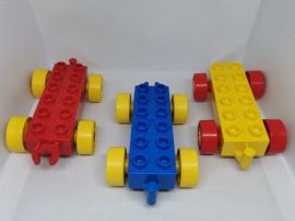 Lego Duplo Kapcsos Utánfutó csomag  (belül kicsi repedés)