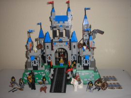 Lego Knights Kingdom II  - Royal Kings Castle, Vár 10176 Ritkaság