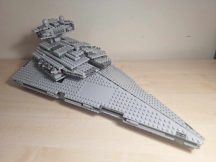   Lego Star Wars - Imperial Star Destroyer 75055 (katalógussal) kicsi eltérés D.