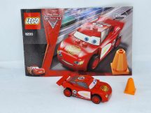   Lego Villám Mcqueen -  Radiator Springs Lightning McQueen 8200