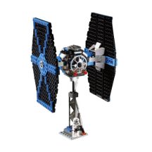LEGO  Star Wars - TIE Fighter 7146 (katalógussal)