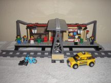   Lego City - Vasútállomás 60050 (katalógussal és dobozzal)