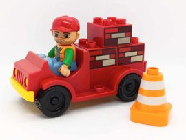 Lego Duplo  Autó figurával + kiegészítőkkel