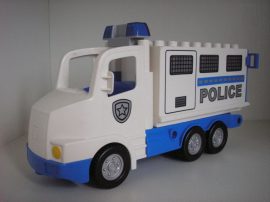 Lego Duplo - Rendőrségi rabszállító 5680-as szettből