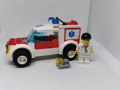 Motherland Skyldfølelse arkiv LEGO City - Orvosi Autó 7902 - Használt Lego