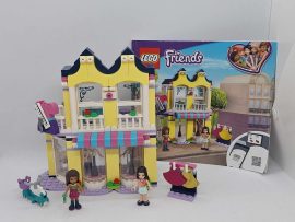 Lego Friends - Emma ruhaboltja (41427) 