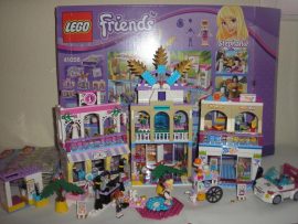 Lego Friends - Heartlake bevásárlóközpontja 41058 (dobozzal és katalógussal)