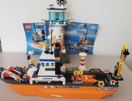 Lego City - Parti Őrség és Irányítótorony 7739 (katalógussal)