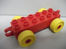 Lego Duplo Utánfutó alap kapcsos piros-sárga 